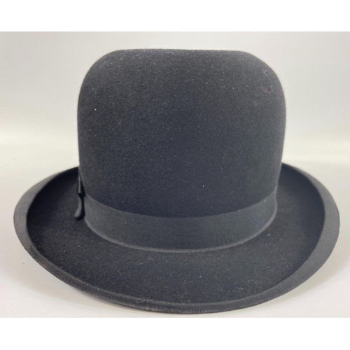 436 - 'The Alanor' gents vintage bowler hat c1930's in good condition size 6 and 7/8ths with the leather b... 