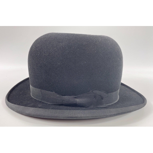 436 - 'The Alanor' gents vintage bowler hat c1930's in good condition size 6 and 7/8ths with the leather b... 