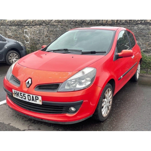 67 - MOT'd JULY 2022 ! A NICE WEE RUN AROUND CAR !A red coloured RENAULT CLIO Registration HK55 OAP, Petr... 