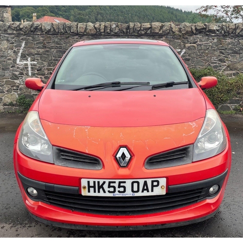 67 - MOT'd JULY 2022 ! A NICE WEE RUN AROUND CAR !A red coloured RENAULT CLIO Registration HK55 OAP, Petr... 