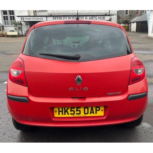 67 - MOT'd JULY 2022 ! A NICE WEE RUN AROUND CAR !A red coloured RENAULT CLIO Registration HK55 OAP, Petr... 