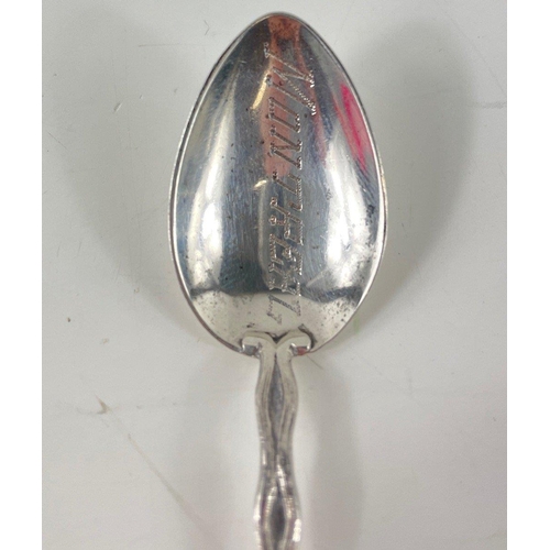 68 - A set of four Sheffield 1965 silver hallmarked teaspoons (gross weight 77.20gm), one Sterling Canada... 