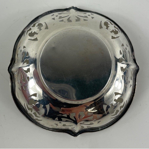 69 - A Birmingham 1915 silver hallmarked small pierced dish by DEAKIN  & FRANCIS (7.5 x 2cm), gross weigh... 