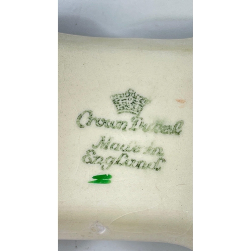 48 - A STAFFORDSHIRE MID-WINTER semi-porcelain dinner service for 6 in cream with gilt edging and a burgu... 