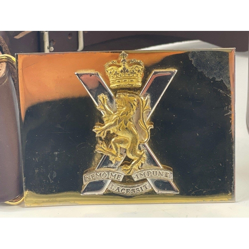 114 - A ROYAL REGIMENT OF SCOTLAND officer's kilt belt (90cm long) and buckle plus officer's cap badge#115... 