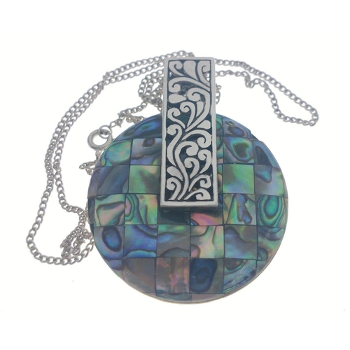 15 - A 925 SILVER stamped UNUSUAL abalone and silver circular flora design pendant with chain - dimension... 