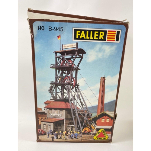 209 - Boxed FALLER MINE-HEADGEAR B-945 HO, some damage to the box contents in excellent condition#212