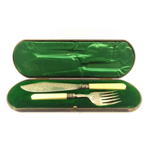 80 - An impressive set of boxed hallmarked Sheffield silver collared carving set, 1900, carvers knife, gr... 