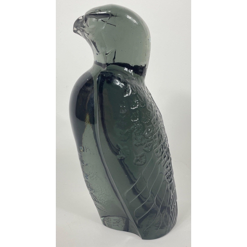 145 - A limited edition (4137/8000) glass PEREGRINE FALCON designed by Paul Hoff and produced by the Kosta... 