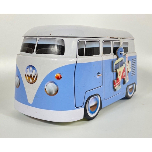 169 - Memorabilia of the iconic VOLKSWAGEN CAMPERVAN - a 500 piece unopened jigsaw with original label wit... 