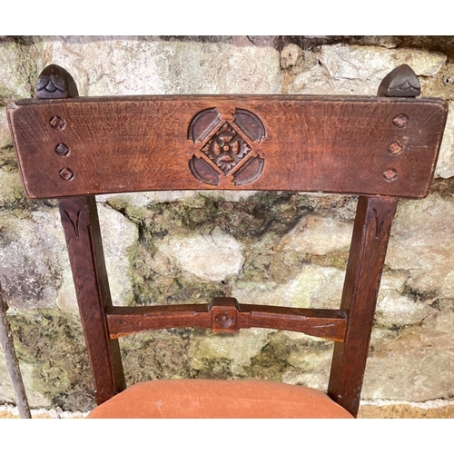 285 - A BEAUTIFUL early 19th century HAND CARVED OAK SCOTTISH dining chair with a velvet seat pad#339