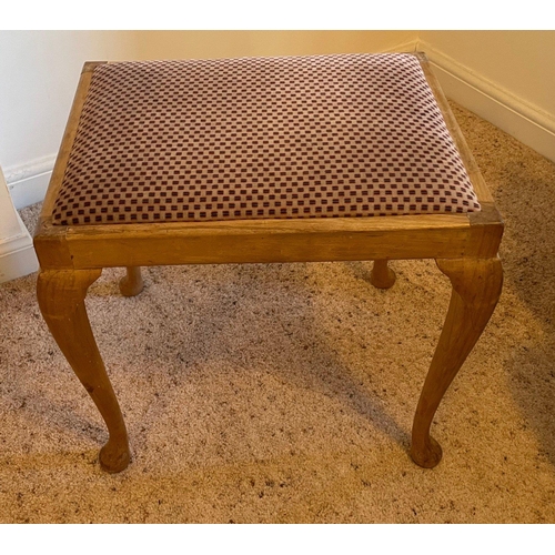 307 - A nice vintage stool supported on CABRIOLE legs - 1.5ft x 12â approx with a modern cloth seat pad#... 