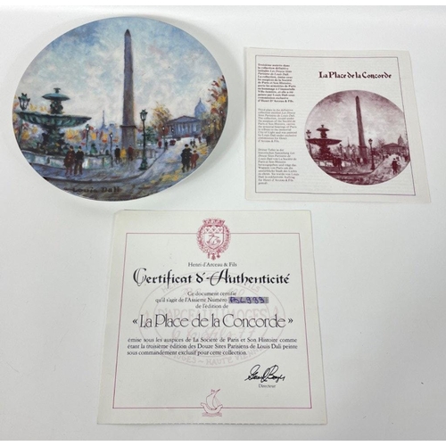 388 - Twelve limited edition LIMOGES collectors' plates with Parisian scenes to include L'Arc de Triomphe,... 