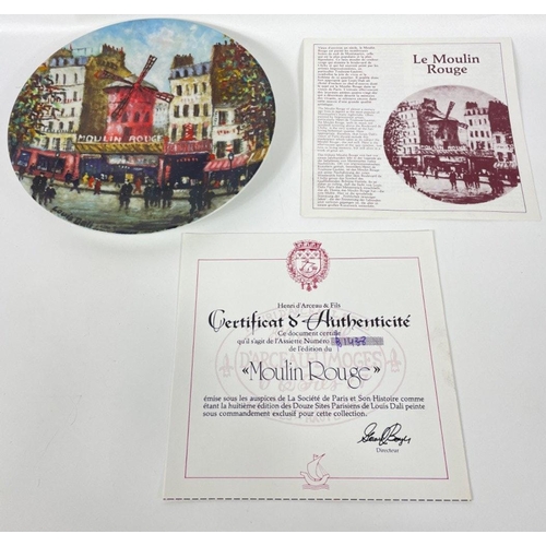 388 - Twelve limited edition LIMOGES collectors' plates with Parisian scenes to include L'Arc de Triomphe,... 