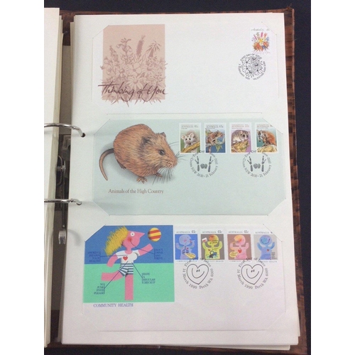 77B - Of interest to philatelists - a large album full of 200 Australia First Day Covers from 1986-1994#10... 