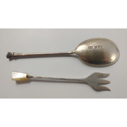 79 - A boxed set of silver hallmarked, Birmingham 1936, coffee spoons by AJ Bailey gross weight 30g, a bo... 