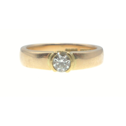 2G - PURCHASED FROM HATTON GARDEN JEWELLERS LONDON A 750 stamped yellow gold SUBSTANTIAL SOLITAIRE DIAMON... 