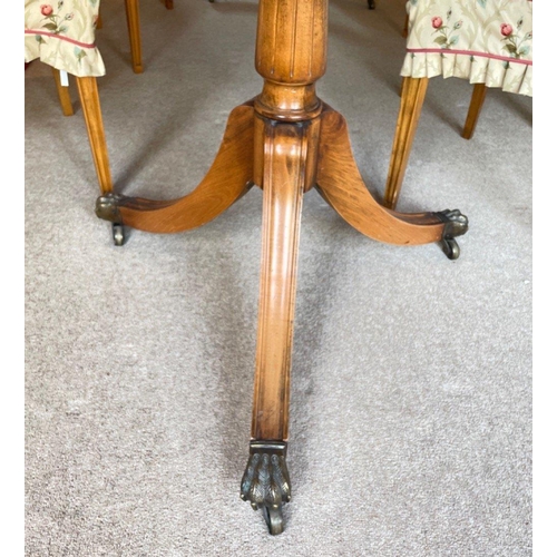 358M - BEAUTIFUL FORMAL GEORGIAN STYLE DINING TABLE ON PEDASTAL LEGS with two extendable leaves extending t... 