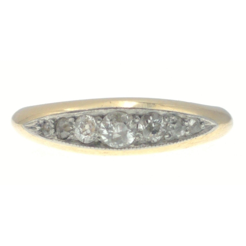 7 - BEAUTIFUL QUALITY DIAMONDS !18ct stamped yellow gold ring with 7 diamonds(tested) setting gross weig... 