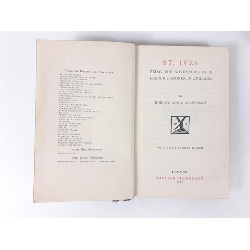 286 - VINTAGE EARLY PUBLICATION - A collection of ROBERT LOUIS STEVENSON books to include: 'An Island Voya... 