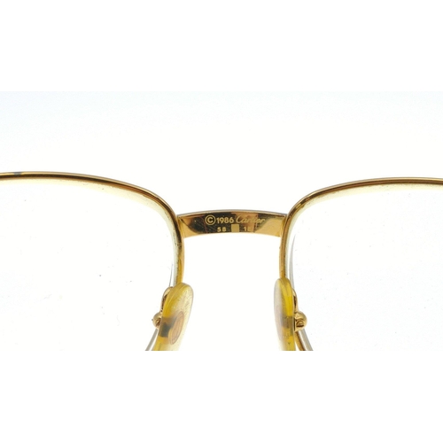 30 - MUST DE CARTIER Paris 1986 dated Lunettes / Eyeglasses in original plush box with outer packing, sof... 