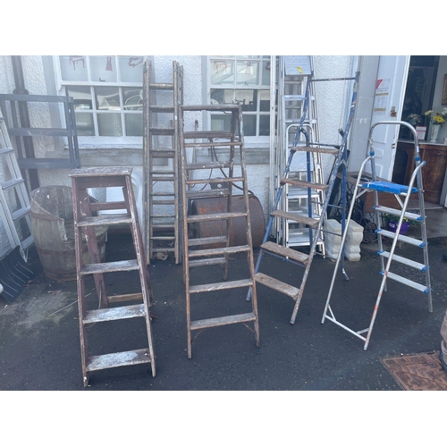 476 - FOUR SETS.. yes I said FOUR SETS OF HOUSEHOLD DIY ladders - two wooden sets to include a 6 step and ... 