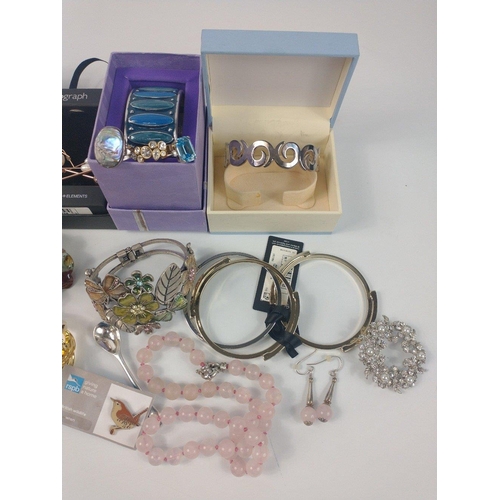 55 - Statement piece costume jewellery to include 3 bangles by M&S Autograph, a large floral bangle, ... 