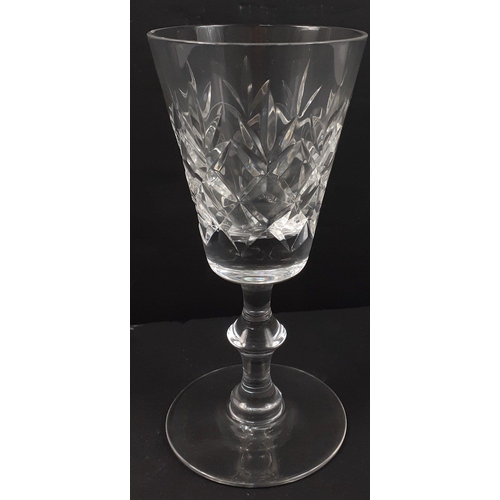 646 - An original boxed EDINBURGH LEAD CRYSTAL INTERNATIONAL 'Generous' Sherry glasses x 6 with an origina... 