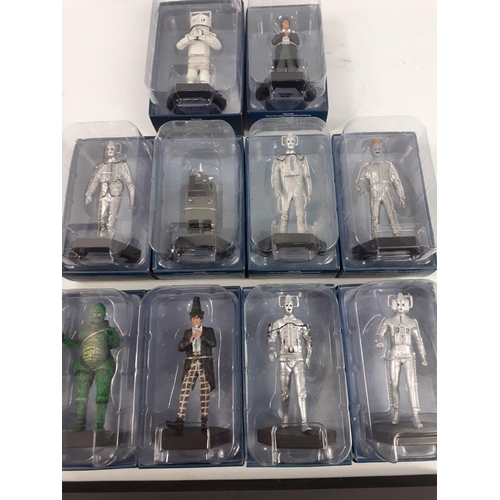 152 - DOCTOR WHO - collectable diecast models by EAGLEMOSS from the SECOND DOCTOR (Patrick Troughton) comp... 