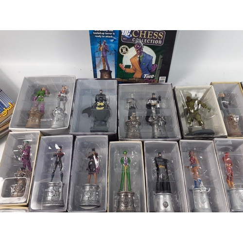 224 - DC COMICS- a part-chess set from Batman Series 2 to include Wonder Woman, Superman, Flash, Green Lan... 