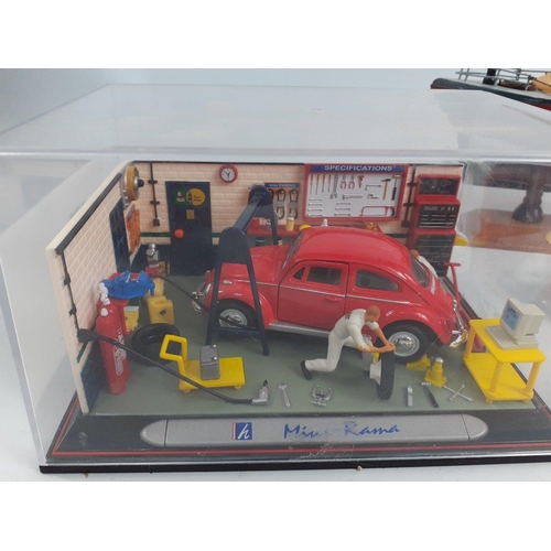 288 - A collection of model vehicles to include a HONGWELL mini-rama 1/43 scale diecast VW Beetle and work... 