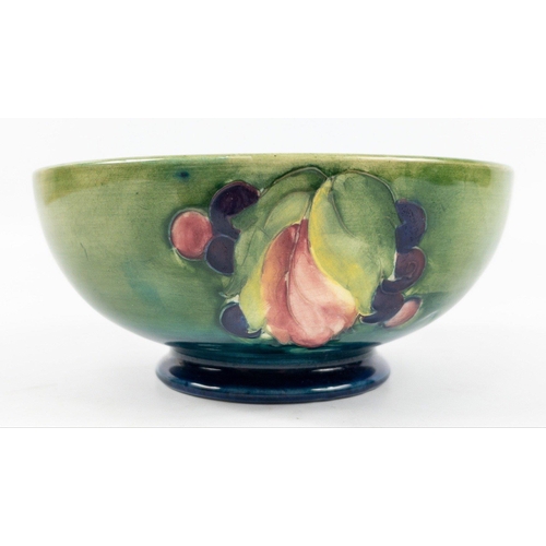 383 - MOORCROFT Leaves and Berries Green bowl 16cm in diameter and just over 7cm tall. William Moorcroft s... 