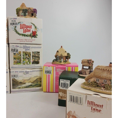 409 - LILLIPUT LANE cottages all boxed and with deeds to include Sugar Mouse, Cabbage Patch Corner, Nutkin... 