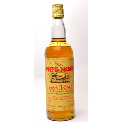 510 - PIGS NOSE 5 YEAR OLD DELUXE Whisky 70cl - seal intact - good condition -
All came from a passionate ... 