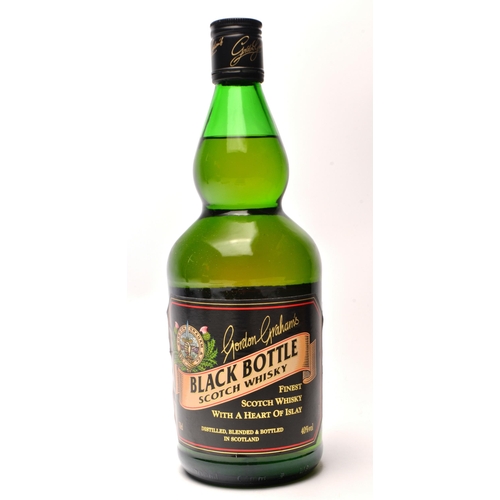 517 - BLACK BOTTLE ' 70cl version ' VOTED BEST STANDARD BLENDED SCOTCH WHISKY 2005' within its presentatio... 