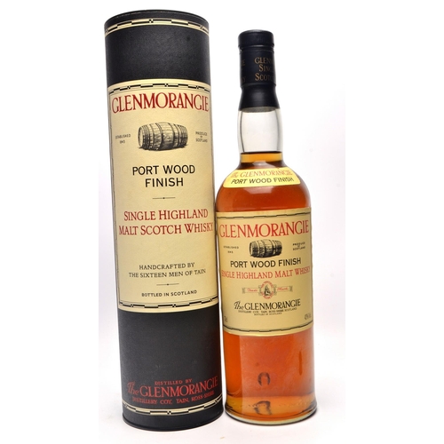 559 - PART OF THE GLENMORANGIE COLLECTION to include a bottle of Glenmorangie Port Wood Finish 70 cl - whi... 