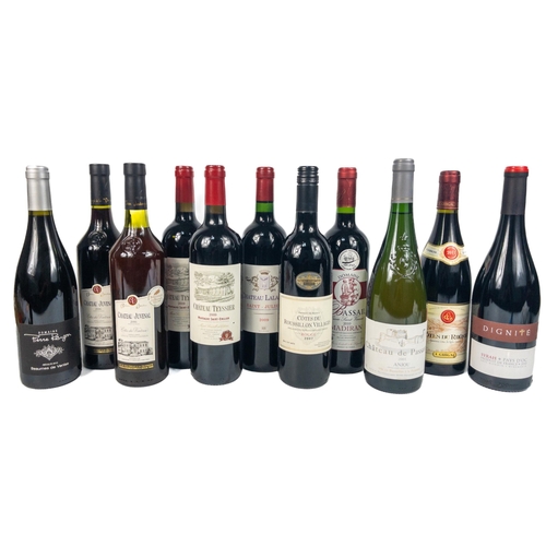 687 - Eleven bottles of French wine to include 2 of CHATEAU JUVENAL 2006, 2 of ST EMILION 2009, a SYRAH 20... 