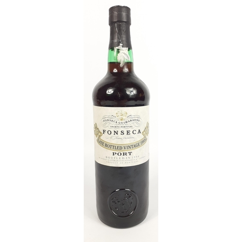 696 - A 75cl  bottle of Late Bottled Vintage 1988 FONSECA PORT bottled in 1995. The item is sold as descri... 