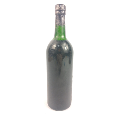 697C - RARE to find! COCKBURN'S VINTAGE PORT 1967 (Cockburn Smiths and Co Ltd) bottle 75cl.   The item is s... 