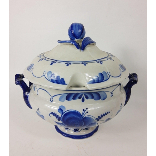 116 - A large Russian GZHEL blue and white porcelain tureen standing approx 34cm high, no chips, cracks or... 