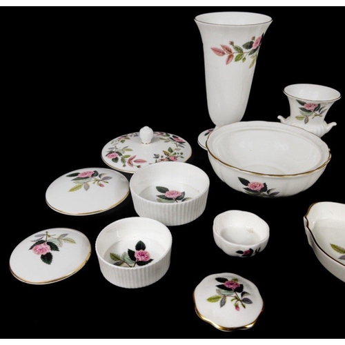 150 - A collection of WEDGWOOD Hathaway Rose pattern Fine Bone China to include pill boxes, oval trays and... 