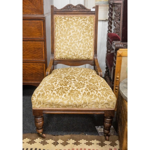 324 - A nice EDWARDIAN padded and upholstered chair with oak carved frame, in lovely condition#336