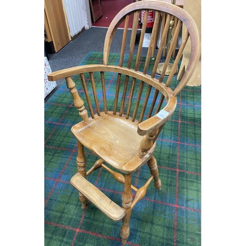 344 - A vintage child's Windsor high chair standing 86cm high#355