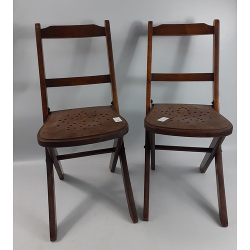 383 - A pair of c1910's wooden children's foldaway chairs standing 60 cm high - rather CLASSY!#395