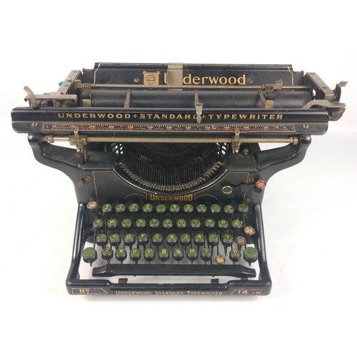 387 - An antique American Underwood typewriter 14in measures 45x30x24cm approx#399