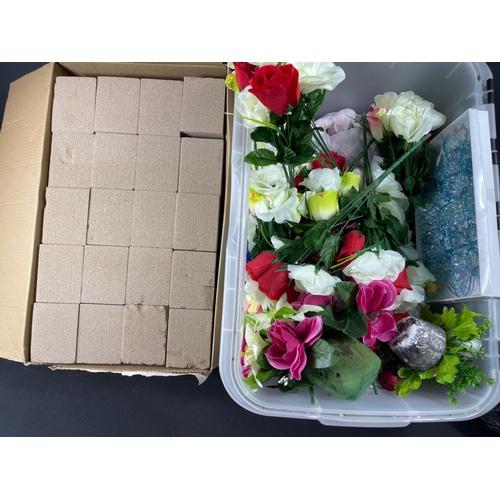 422 - Florist's delight - a box of 20 floristry foam blocks for artificial and dried flowers plus a large ... 