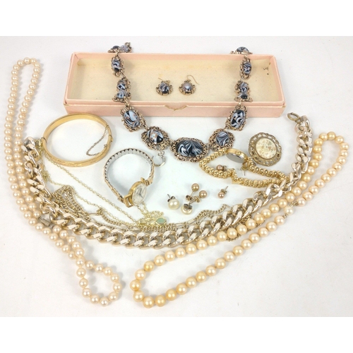 47 - A small collection of mainly costume jewellery including a SEKONDA ladies watch, a KIENZLE ladies wa... 