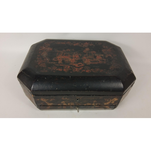 52 - A vintage Oriental black lacquered 2-tier jewellery box with contents of costume jewellery, mainly n... 