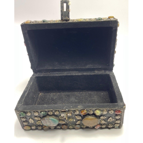 117 - An ATTRACTIVE white metal and agate covered domed jewellery box - a couple of pieces of SCOTTISH aga... 