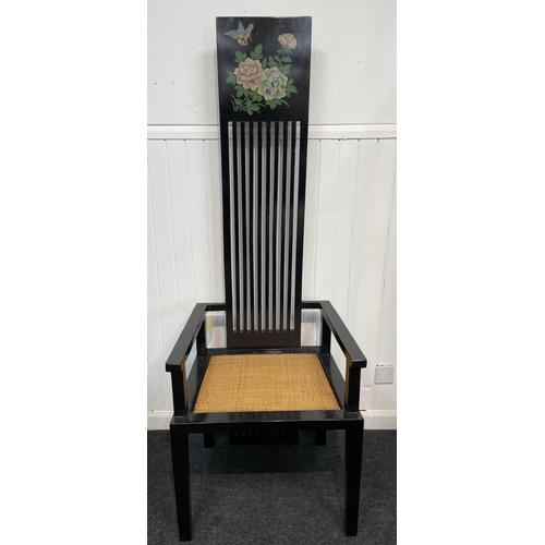 324 - UNUSUAL ! An ORIENTAL HIGHLY decorative black lacquered high backed oriental seat with a nice floral... 